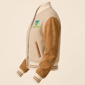 Chaqueta Varsity de Alta Calidad para Mujer, Ropa Urbana, Diseñada con Material Ligero y Forro Cómodo - Product Image 4