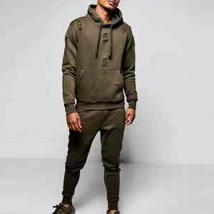 Precio razonable Hombres Chándal desgastado Material suave Venta caliente Estilo con capucha con mangas largas Chándal lavable para hombres - Product Image 1