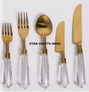 Cubiertos artesanales de metal para decoración del hogar para cocina gourmet y presentaciones culinarias de acero inoxidable Premium - Product Image 6