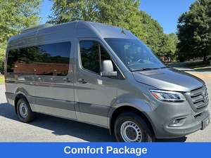 Produit original d'occasion 2024 Mercedesss-Benzzz Sprinter 2500 144 Fourgonnette de tourisme d'occasion RWD - Product Image 3