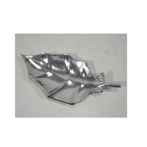 Assiette décorative de service de <span class=keywords><strong>snack</strong></span> et de nourriture en métal argenté à pointe martelée - Product Image 4