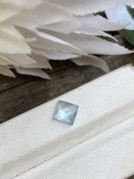 Aigue-marine naturelle carrée de 6mm, pierre aigue-marine à facettes pour la fabrication de bijoux 1.00 carat