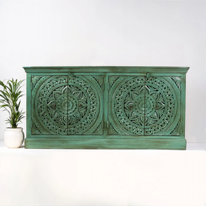 Aparador verde oscuro tallado - Product Image 1