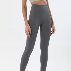 <b>Womens</b> Seamless Fitness Set with Bra and <b>Leggings</b> <b>for</b> Autumn and <b>Winter</b> Designed <b>for</b> Breathable Comfort and Style - Product Image 1