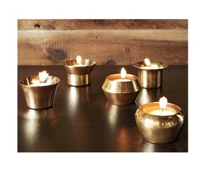Bougie votive extérieure et intérieure de couleur dorée de couleur noire de fer petits bougeoirs votifs vides personnalisés pour le mariage - Product Image 3