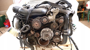 เครื่องยนต์ดีเซล1VD-FTV สต็อก3.0L 1KD ญี่ปุ่นเครื่องยนต์ V6/V8สมบูรณ์ในสภาพที่ดีเยี่ยม