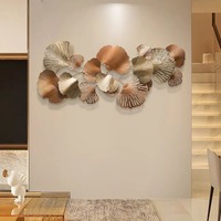 Décoration murale florale en métal pour la maison Sculpture en fer faite à la main Salon élégant Chambre Accent intérieur
