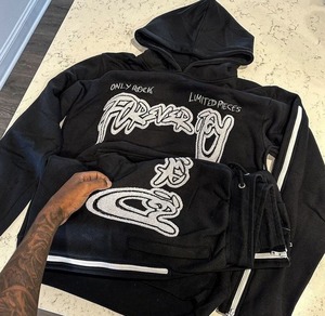 Chándal de invierno Unisex personalizado OEM transpirable 100% algodón conjunto informal con capucha de dos piezas bordado de chenilla de poliéster sólido - Product Image 4