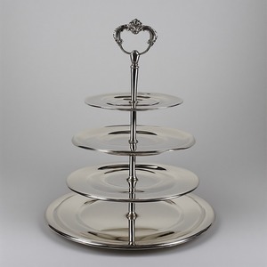 Support à gâteau en métal poli noir de qualité supérieure avec base décorative, parfait pour les présentations de gâteaux et les célébrations modernes - Product Image 5