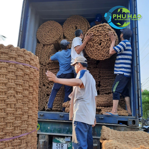 Exportación de productos de coco desde Vietnam Estera de fibra de coco de 5m, 10m de alta calidad utilizada para caminos antideslizantes, estacionamientos, parques,... - Product Image 5