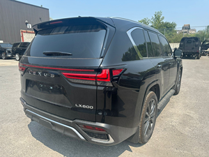 Lexus LX 600 2024, SUV Negro, Faros LED, Neumáticos R20, Asientos Eléctricos, Aire Acondicionado Automático, Volante a la Izquierda - Product Image 4