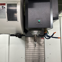 Centre d'usinage CNC vertical VMC850 avec axe Z de 800 mm, axe X de 800 mm, système de commande GSK, broche BT40