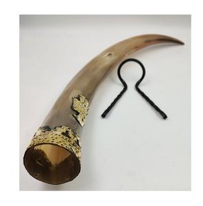 Vente en gros de mugs en corne, design artisanal, nouveau design, pour table, cuisine et bar à bière, avec support en bois - Product Image 5