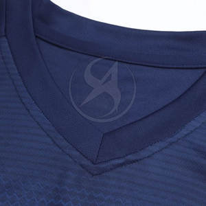 Uniforme de fútbol de Color personalizado de calidad superior Ropa deportiva Uniforme de fútbol de Venta caliente Hecho en Pakistán - Product Image 3