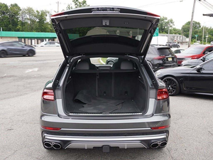 Audi SQ8 4.0T Turbo AWD Prestige 2023 Gris, Usado, Asientos de Cuero, Arranque Remoto, Bluetooth, ACC, Volante a la Izquierda, Techo Solar, Luces Automáticas - Product Image 4