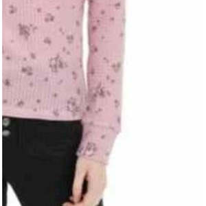 Top Henley rosa taglia piccola per ragazze Ultra Flirt, tessuto lavorato a maglia con texture waffle e stampa floreale - Product Image 3
