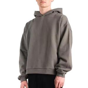 Sweat-shirt à capuche surdimensionné personnalisé pour homme 2025, 100% coton, sans cordon, ourlet brut épais, teinture unie, pour un confort hivernal - Product Image 3