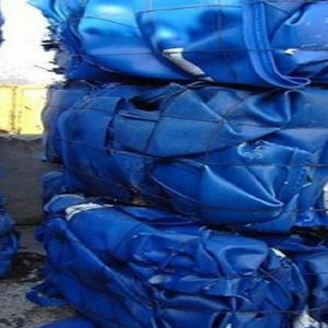 Chatarra de tambor azul de calidad superior Compre ahora Entrega rápida Material reciclable Perfecto para fábricas y uso industrial - Product Image 2