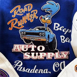 Blouson universitaire d'hiver vintage pour hommes, bombardier de baseball en cuir à logo brodé personnalisé avec motif en patchwork - Product Image 4