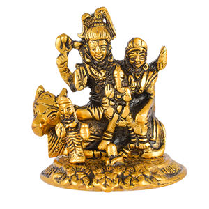 Statue décorative en métal plaqué or Shiv Parivar avec technique de soudure pour la décoration de la maison du Nouvel An et de Thanksgiving - Product Image 1