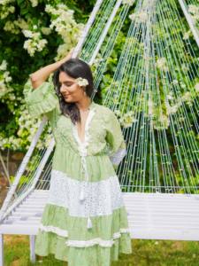 Robe midi en coton vert fluide, manches cloche, à volants, décontractée d'été, tenue de jardin, robe bohème, robe midi en coton vert fluide - Product Image 3