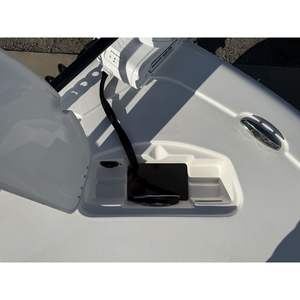 Botes TideWater 2300 CB 2026 para Pesca con Señuelos y Pesca de Lubina - Product Image 5