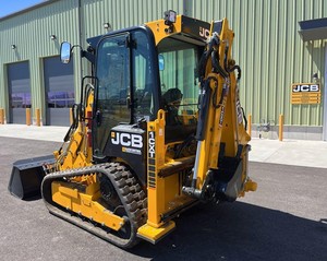รถตักล้อยางตีนตะขาบ JCB 1CXT ดีเซล ปี 2025 ระยะหมุนเล็ก สีเหลือง อุปกรณ์ก่อสร้าง ระบบตรวจสอบระยะไกล Parker - Product Image 1