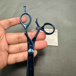 6 pouces bleu japonais en acier inoxydable anneau pivotant ciseaux de barbier tranchant type de lame droite pour usage de beauté ciseaux de coiffure - Product Image 4