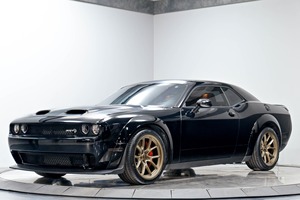 Dodge Challenger SRT Hellcat Widebody 2023, Motor V8 Supercargado de 6.2L, Transmisión Automática de 8 Velocidades - Product Image 1