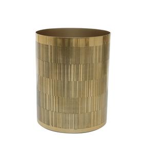 Poubelle robuste en métal fabriqué à la main avec des détails élégants, parfaite pour les espaces de bureau à domicile ou la décoration intérieure commerciale - Product Image 5