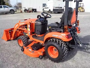 2024 Kubota BX2380 4WD tracteur à roue automatique longue durée de vie pour les industries agricoles - Product Image 3