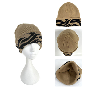 Nuevo MOQ bajo personalizado de alta calidad de punto personalizado bordado Bennie Best Beanie para el invierno 2025 hecho por la industria Isha - Product Image 1