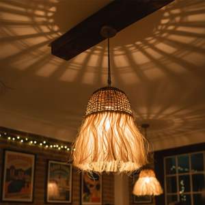 Lámpara RUMBAA, Artesanía de Corteza de Árbol de Plátano y Abacá - Product Image 3