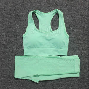 Ensemble de yoga pour femmes ensemble de 2 pièces à motif solide personnalisable de qualité supérieure dernière conception ensemble de yoga à motif solide en gros - Product Image 6