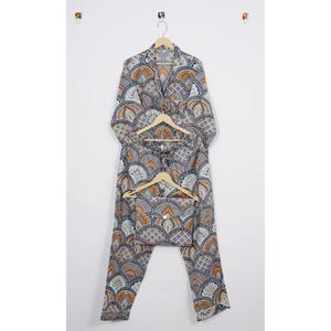 Conjunto de pijama de algodón 100% con estampado Floral de verano para mujer, uso diario sostenible con decoración de botones, conjunto de noche con patrón floral - Product Image 3