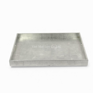 Plateau en laque fait main avec motif en feuille d'argent pour le service et la décoration de table en provenance du Vietnam - Product Image 1