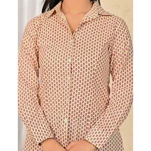 เสื้อเชิ้ตผ้าป๊อปลินพิมพ์ลายปักลายสำหรับผู้หญิง สีครีม ฟรีไซส์ตั้งแต่ XL ถึง 4XL ทรงยาว สไตล์ทางการสำหรับใส่ทำงาน - Product Image 2