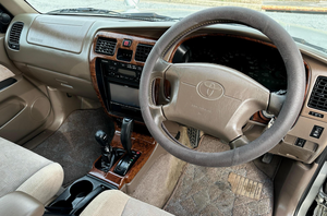 SUV 4x4 Toyota Hilux Surf S.S.R-G Wide 1999 d'occasion en excellent état à vendre - Product Image 5