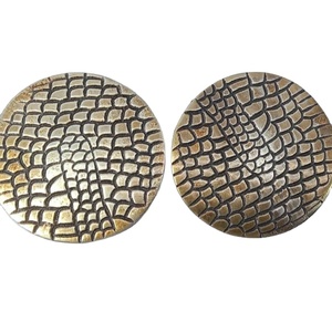 Nouveau design décoratif écologique Sous-verre en métal de qualité supérieure Luxueux prix de gros Sous-verre en métal à un prix abordable - Product Image 1