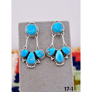 Boucles d'oreilles pendantes élégantes en argent sterling et pierres blanches faites à la main du sud-ouest, design sur tige - Product Image 1