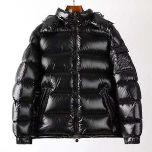 Nouveauté à la mode OEM hommes hiver chaud à capuche veste bouffante décontractée pour hommes taille poches lettres imprimer doudounes avec logo personnalisé - Product Image 1