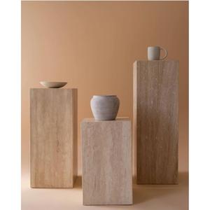 Colonna travertino in marmo Arte