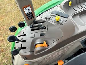 John Dear 5090E Tractor a pie a la venta 90HP Potencia nominal con componentes centrales Motor Bomba Engranaje Caja de cambios Cojinete para granjas - Product Image 4