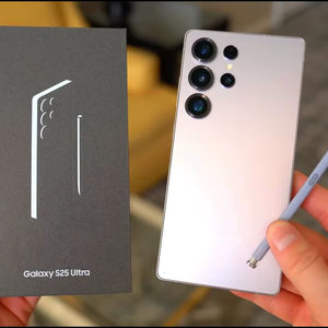 Nuevo Lanzamiento Auténtico: Samsung Galaxy S25, S25+, S25 Ultra, Teléfono Inteligente de 6.9 Pulgadas con S Pen, Grabación de Video 8K, IA y Visión Nocturna - Product Image 1