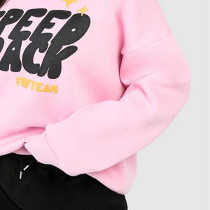 Nouveau sweat à capuche imprimé bouffant pour femmes sur mesure, poids léger avec manches complètes et logo avant pour l'hiver - Product Image 5