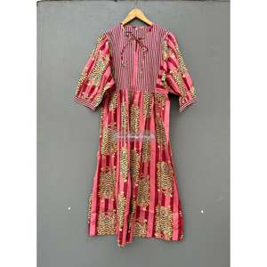 Robe midi 100 % coton imprimé tigre, style féminin et coquin, coupe bouffante au genou, idéale pour les soirées, les sorties en club, les vacances et les célébrations. - Product Image 3