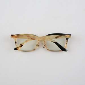 Montura de Gafas Hecha a Mano con Cuerno de Búfalo Natural, Montura de Gafas de Sol 100% Cuerno de Búfalo Natural - Product Image 4