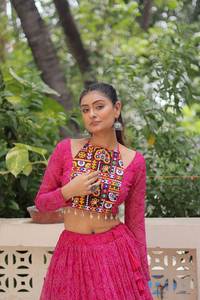 Été Nouvelle Mode Filles Longues Plus Size V-Neck georgette bandhni Print Wedding Beach Formal Floor-Length Clothing - Product Image 2