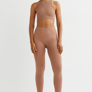 Sujetador deportivo sin mangas de cuello redondo transpirable para mujer, estampado de logotipo personalizado, ropa de gimnasio multicolor para Fitness - Product Image 3