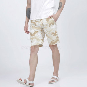 Vente en gros de shorts décontractés pour hommes avec logo personnalisé 100% coton taille moyenne motif solide léger fabriqué au Pakistan - Product Image 3